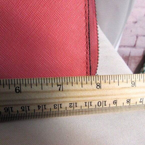 MICHAEL KORS MELON PINK ZIP AROUND WALLET CLUTCH NEARLY NEW - Picture 7 of 8